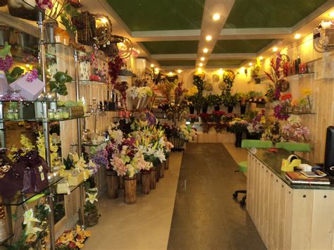 ferns and petals|Flower Shop .